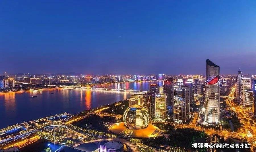 2025年全年免費資料大全和新澳2025正版免費資料全面釋義、解釋與落實與警惕虛假宣傳-全面釋義、解釋與落實 解析與釋義