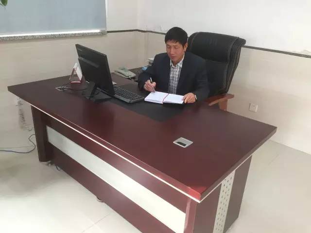 八里窯村民委員會最新領(lǐng)導(dǎo)