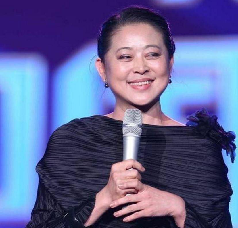 倪平事業(yè)新高峰與個人生活的多彩紛呈，最新消息揭秘