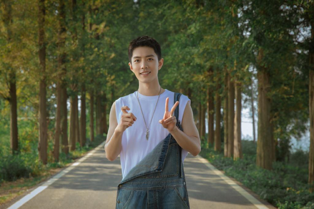 肖戰(zhàn)新劇路透曝光，期待與驚喜的光影之旅