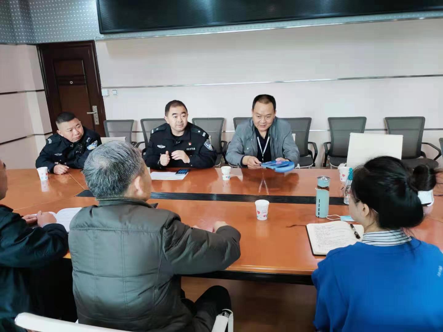成都工地人最新動態(tài)，繁忙建設背后的故事揭秘