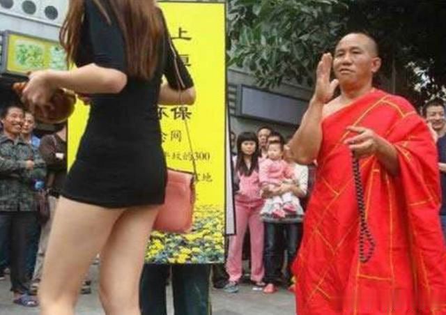 宗教文化與網(wǎng)絡(luò)時代的交融，最新色和尚在線視頻探索