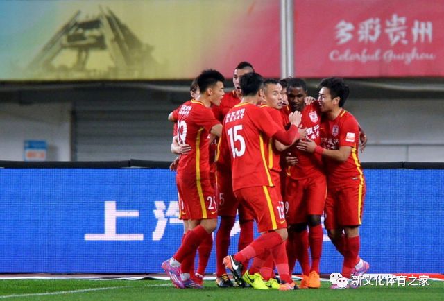 中超B組今晚激戰(zhàn)，對(duì)決激烈，驚喜連連！