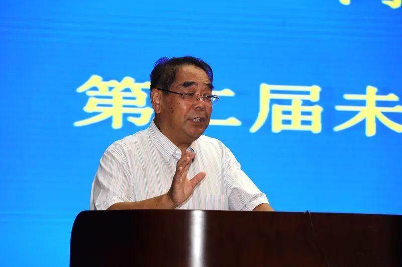 法學專業(yè)論文選題最新趨勢探討，研究動向與熱點分析
