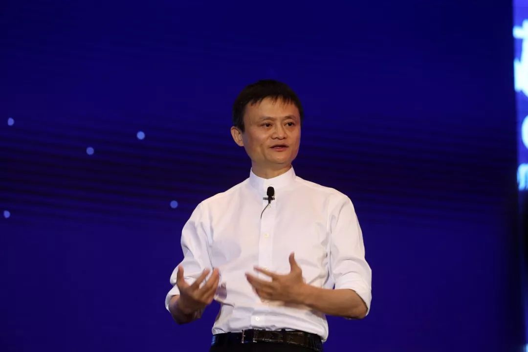 馬云最新峰會演講，探索未來、堅守初心與全球合作的力量