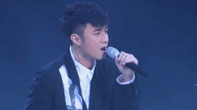 『王子歌曲最新動(dòng)態(tài)，音樂(lè)界新星耀眼登場(chǎng)』