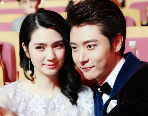 洪欣與張丹峰婚姻再起風(fēng)波，最新爆料引發(fā)關(guān)注熱議